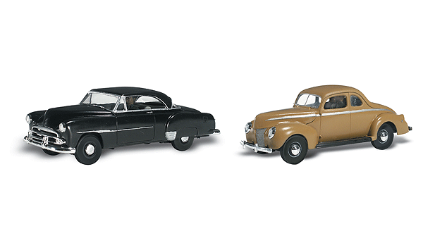 AutoScenes(R) - Assembled -- Cruisin' Coupes pkg(2)