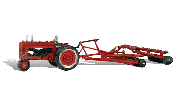 AutoScenes(R) - Assembled -- Farm Tractor & Disc