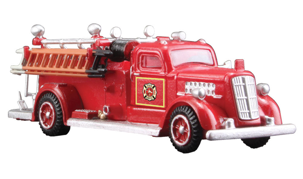 AutoScenes(R) - Assembled -- 1950s Fire Truck (red)