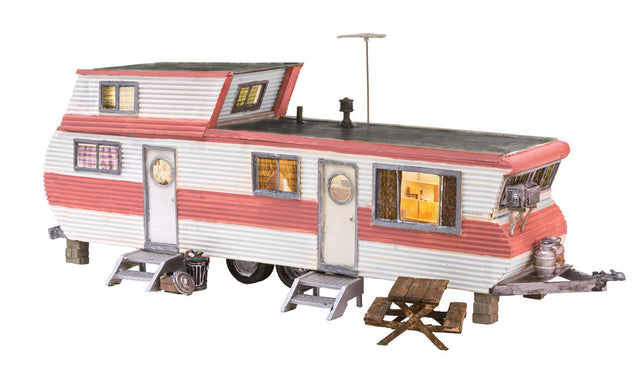 Double Decker Trailer - Built-&-Ready(R) Landmark Structures(R) -- White, Salmon
