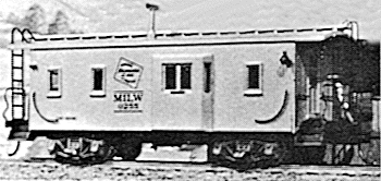 30' Caboose MILW BW