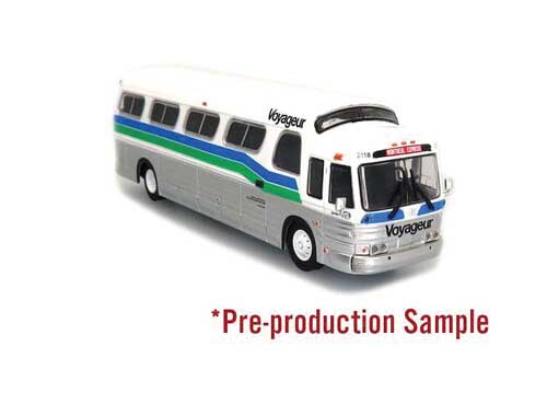 1966 GM 4107 Motorcoach Bus - Assembled -- Voyageur Colonial (Destination: Montreal Express: white, silver, green, blac-1