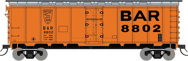 R-40-23 Steel Ice Reefer - Ready to Run -- Bangor & Aroostook (1967, orange, silver, black, Billboard BAR)