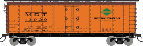 R-40-23 Steel Ice Reefer - Ready to Run -- Illinois Central MDT (1960s, orange, black, Green Diamond Logo)