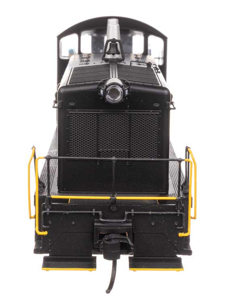 EMD NW2 Phase V - Standard DC -- Penn Central #8802-4