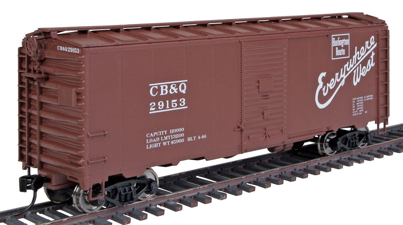 40' AAR 1944 Boxcar - Ready to Run -- Chicago, Burlington & Quincy #29153 (Mineral Red, Script Zephyr Slogan)-1