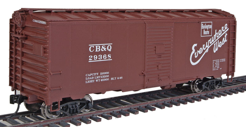40' AAR 1944 Boxcar - Ready to Run -- Chicago, Burlington & Quincy #29368 (Mineral Red w/Script Zephyr Slogan)-1