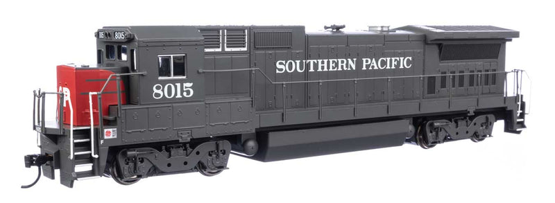 GE Dash 8-40B - ESU(R) Sound & DCC -- Southern Pacific(TM) #8015 (gray, red, white; large SP on nose)-1