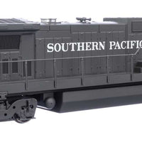GE Dash 8-40B - ESU(R) Sound & DCC -- Southern Pacific(TM) #8015 (gray, red, white; large SP on nose)