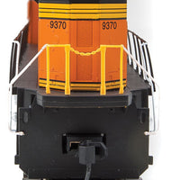 EMD SD70ACe - ESU(R) Sound & DCC -- Burlington Northern & Santa Fe #9370 (orange, black, yellow; Wedge Logo)