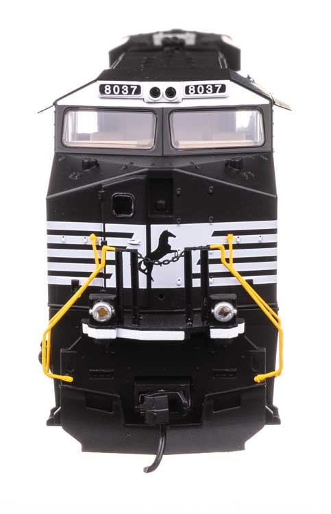 GE ES44AC Evolution Series GEVO - ESU Sound & DCC -- Norfolk Southern #8037-3