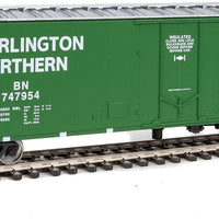 50' PC&F Insulated Boxcar - Ready to Run -- Burlington Northern #747954 (Cascade Green, white, silver; Large Logo)