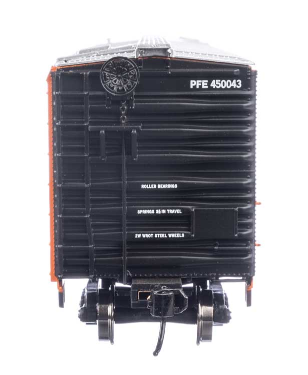 50' AAR Mechanical Refrigerator Car - Ready-to-Run -- Pacific Fruit Express(TM) #450043-3