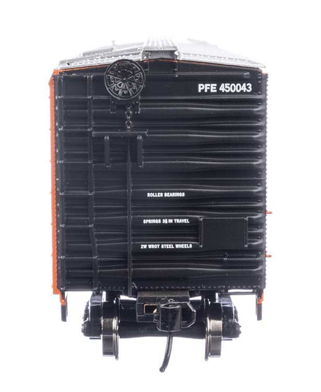 50' AAR Mechanical Refrigerator Car - Ready-to-Run -- Pacific Fruit Express(TM) #450043-3