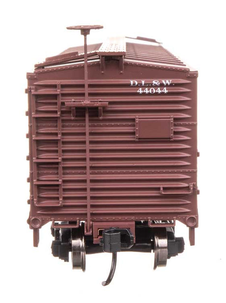 40' Double Sheathed Wood Boxcar - Ready to Run -- Delaware, Lackawanna & Western #44044-3