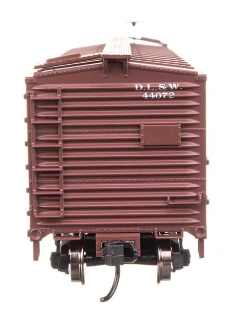 40' Double Sheathed Wood Boxcar - Ready to Run -- Delaware, Lackawanna & Western #44072-4