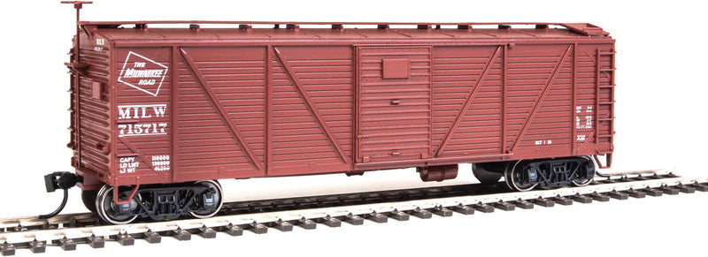 40' Single-Sheathed Composite ARA Boxcar with Murphy Ends - Ready To Run -- Milwaukee Road #715717 (Boxcar Red, Small White TMR Logo)-1