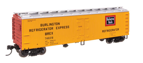 40' Wood Reefer with Steel ends - Ready to Run -- Chicago Burlington & Quincy #74628-2