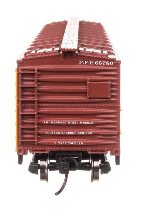 40' Wood Reefer with Steel ends - Ready to Run -- Pacific Fruit Express #66780-4