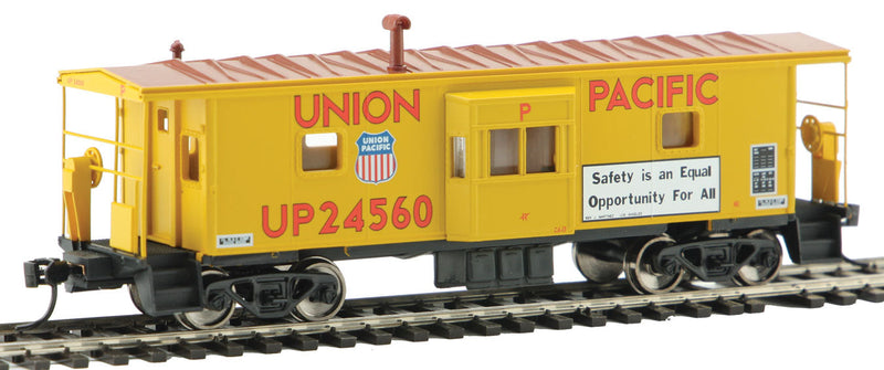 International Bay Window Caboose - Ready to Run -- Union Pacific #24560 (Armour Yellow, gray, red, white; Safety Slogan)-1