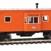 International Bay Window Caboose - Ready to Run -- Milwaukee Road 992216 (orange, yellow; Logo on Bay Window)