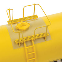 40' Trinity 14,000 Gallon Molten Sulfur Tank Car - Ready to Run -- General American GATX #8435 (yellow, Sulfur Service)