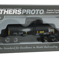 40' Trinity 14,000-Gallon Molten Sulfur Tank Car - Ready to Run -- Flint Hill Resources FHRX #135988 (black, conspicuity markings)
