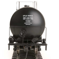 40' UTLX 16,000-Gallon Funnel-Flow Tank Car - Ready to Run -- Amaizo UTLX #66833