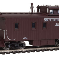 30' Southern Pacific(TM) Class C-30-1 Wood Caboose - Ready to Run -- Southern Pacific(TM) #645 (Roman with Bars)