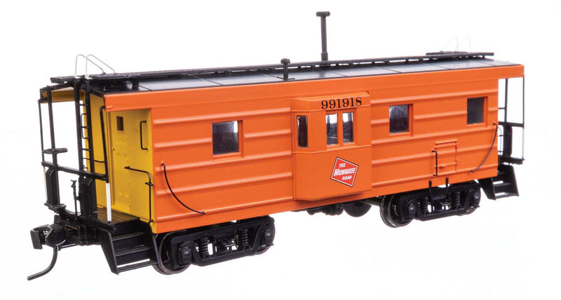 Milwaukee Road Ribside Caboose -- Milwaukee Road #991918 (orange, black, yellow; Oil Stove)-1
