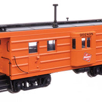 Milwaukee Road Rib Sided Caboose -- Milwaukee Road #991898 (orange, black; oil stove)