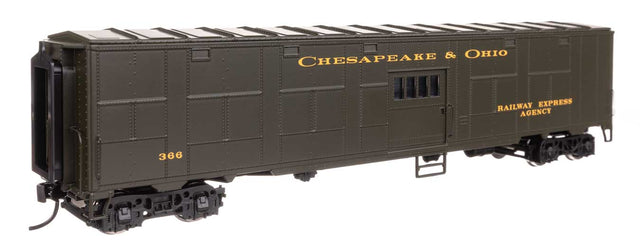 C&O-Style Express Boxcar Troop Sleeper Conversion - Ready to Run -- Chesapeake & Ohio (Green) #366-1