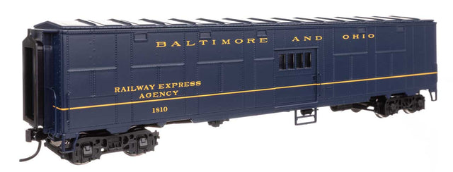 C&O-Style Express Boxcar Troop Sleeper Conversion - Ready to Run -- Baltimore & Ohio #1810-1
