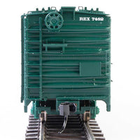 50' REA Riveted Steel Express Reefer -- Railway Express Agency #7482 (Early)