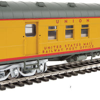 70' Heavyweight Railway Post Office - Baggage Car - Ready to Run -- Union Pacific(R) (Arch Roof; Armour Yellow, gray, red)