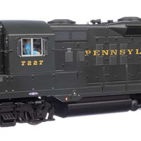 EMD GP9 with LokSound 5 Sound & DCC -- Pennsylvania Railroad #7227 (Brunswick Green, Dulux gold)