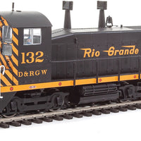 EMD SW1200 - Standard DC -- Denver & Rio Grande Western(TM) #132 (black, Aspen Gold; Flying Grande Logo)