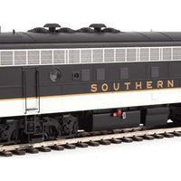 EMD FP7 - FP7 Standard DC -- Southern Railway 6136, 6144 (black, white, Dulux Gold)