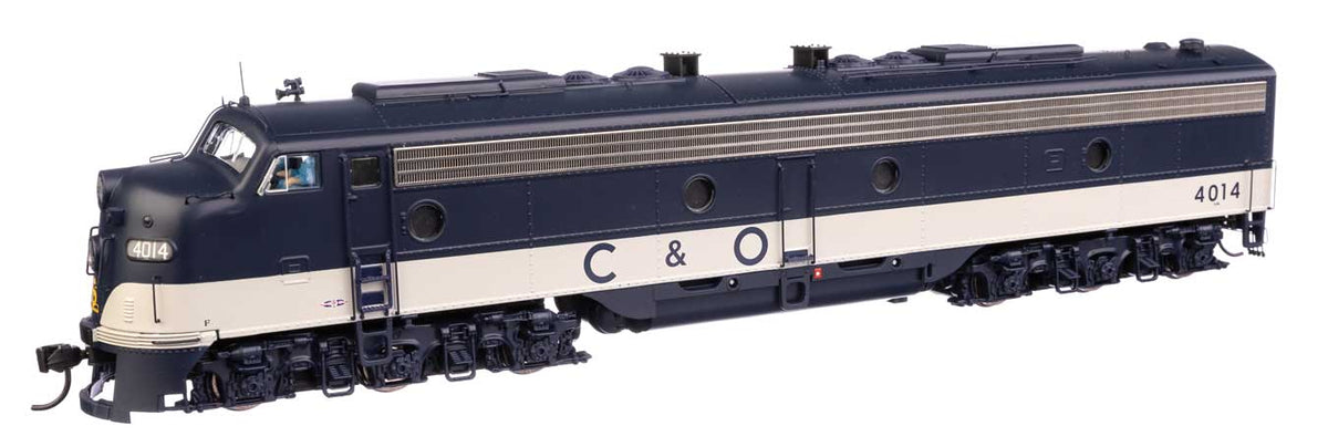 EMD E8 A-A - Standard DC -- Chesapeake & Ohio #4014 & 4026-3