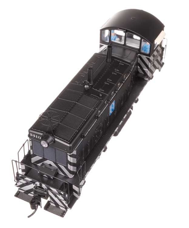 EMD NW2 - Standard DC -- Atchison, Topeka & Santa Fe #2410 (A. T. & S. F.; Zebra Scheme, black, white)-5