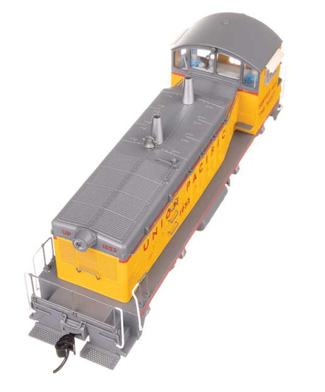 EMD NW2 - Standard DC -- Union Pacific(R) #1052-5