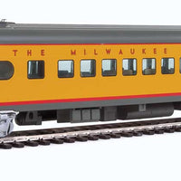85' Milwaukee Road Skytop Lounge Rapids Series - Ready to Run -- Twin Cities Hiawatha - Milwaukee Road (yellow, gray, red; Decals)