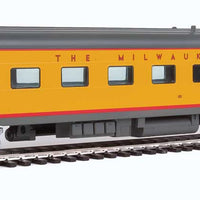 85' Milwaukee Road 48-Seat Diner - Ready to Run -- Twin Cities Hiawatha - Milwaukee Road #123 (yellow, gray, red)