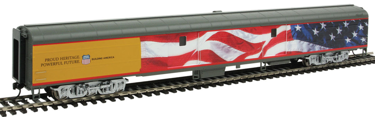 85' ACF Baggage Car - Standard - Heritage Fleet -- Union Pacific(R) #5769 (United States Flag Scheme; Armour Yellow, gray)-2