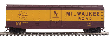 Boxcar - Ready to Run -- Milwaukee Road #16496 (Boxcar Red,yellow)-6