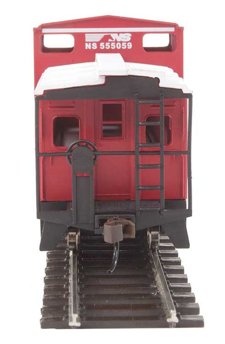 Wide-Vision Caboose - Ready to Run -- Norfolk Southern (red, white)-3