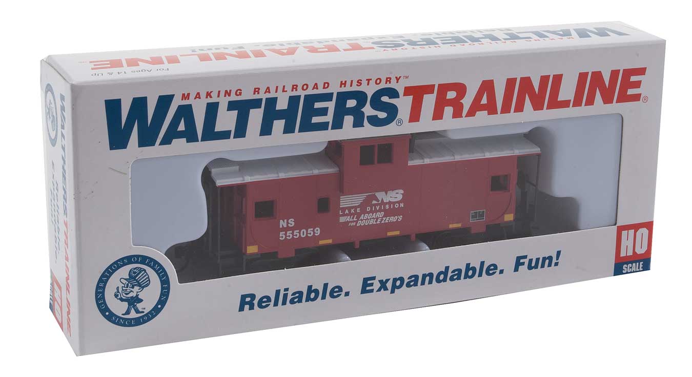 Wide-Vision Caboose - Ready to Run -- Norfolk Southern (red, white