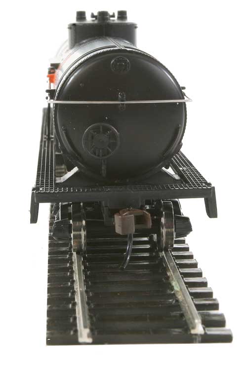 40' Tank Car - Ready to Run -- Gulf Oil Company (black, orange; Billboard Lettering)-3