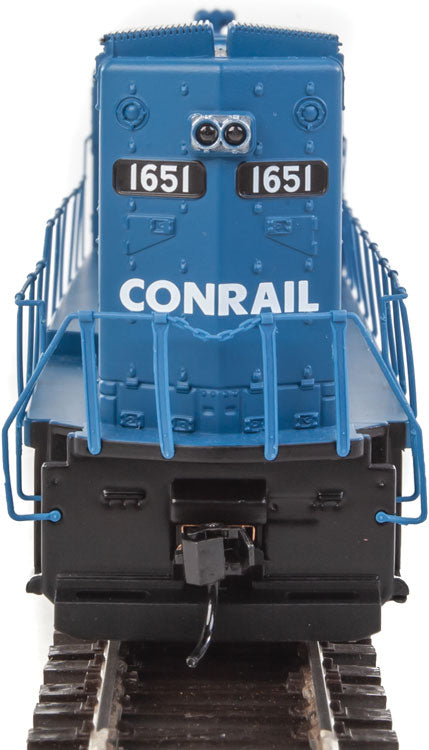 EMD GP15-1 - Standard DC -- Conrail (blue, white)-4