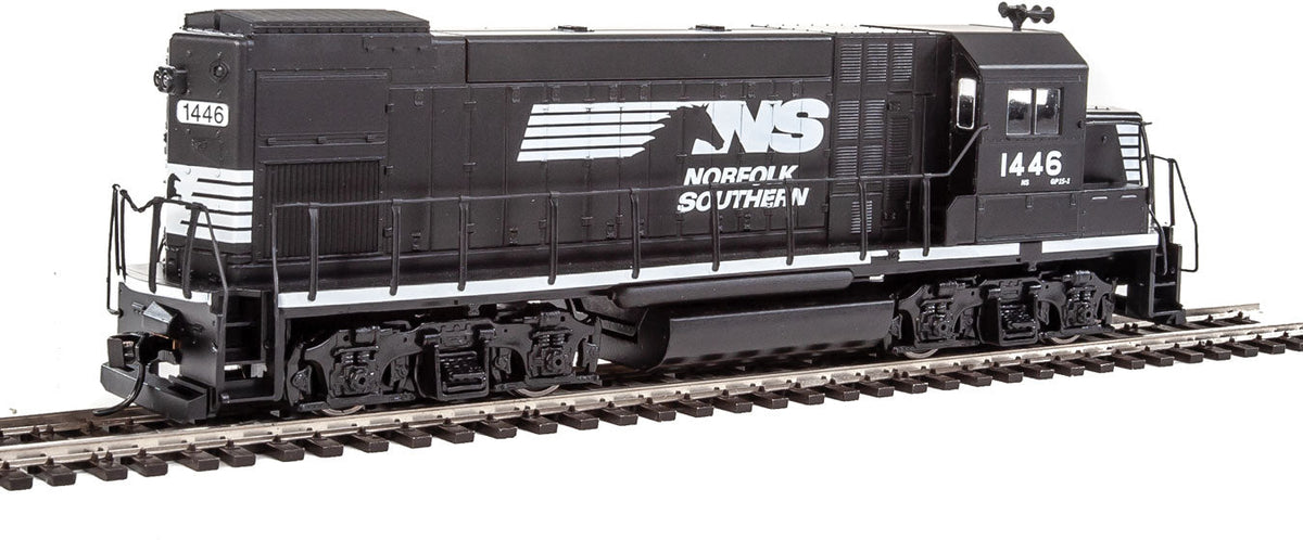 EMD GP15-1 - Standard DC -- Norfolk Southern (black, white)-2
